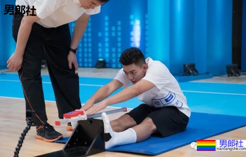 绵阳中学19岁篮球校草比丁真还帅,他的大鼻子让姐妹们不淡定了 - 51虹马 绵阳中学19岁篮球校草比丁真还帅,他的大鼻子让姐妹们不淡定了 - 51虹马