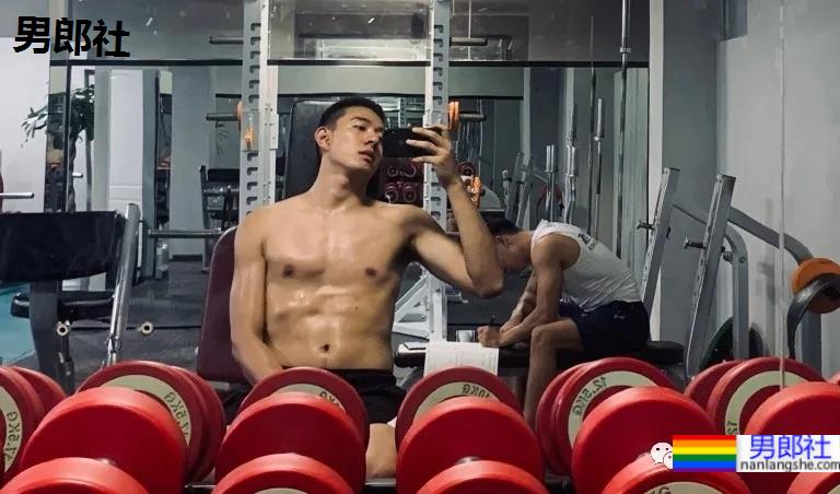 绵阳中学19岁篮球校草比丁真还帅,他的大鼻子让姐妹们不淡定了 - 51虹马 绵阳中学19岁篮球校草比丁真还帅,他的大鼻子让姐妹们不淡定了 - 51虹马