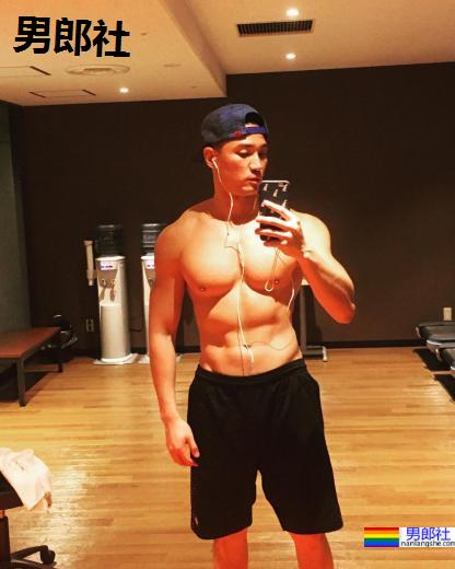 笑起来萌感爆表的金牛暖暖包,可以上山下海还能滚上床:查理 Charlie - 51虹马 笑起来萌感爆表的金牛暖暖包,可以上山下海还能滚上床:查理 Charlie - 51虹马