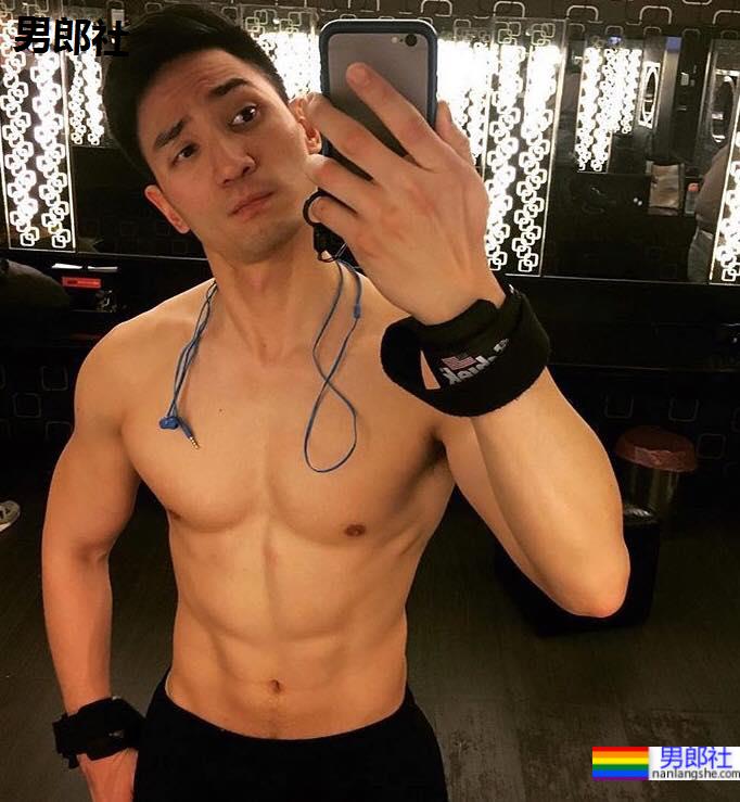 笑起来萌感爆表的金牛暖暖包,可以上山下海还能滚上床:查理 Charlie - 51虹马 笑起来萌感爆表的金牛暖暖包,可以上山下海还能滚上床:查理 Charlie - 51虹马