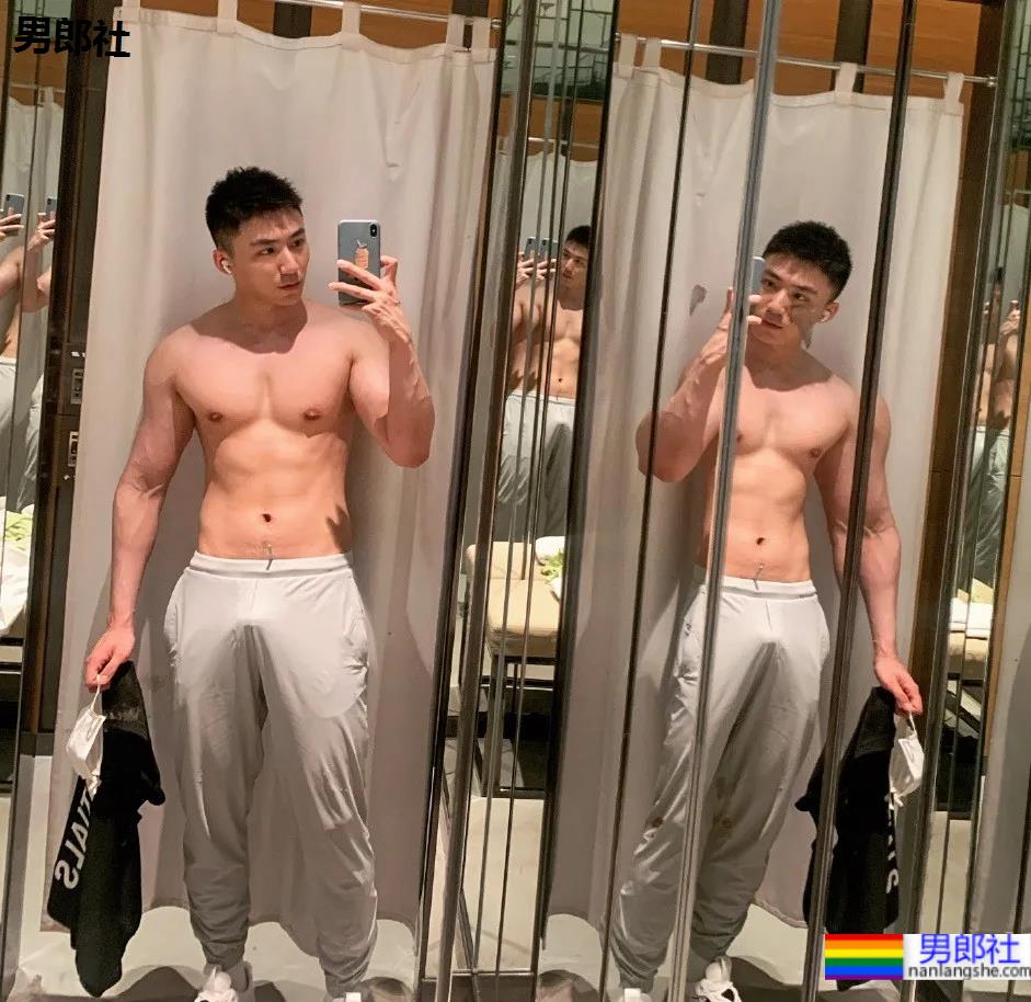 专访山东大帅哥冠宇：成为网红名媛，被别人明码标价是怎样的心情？ - 51虹马