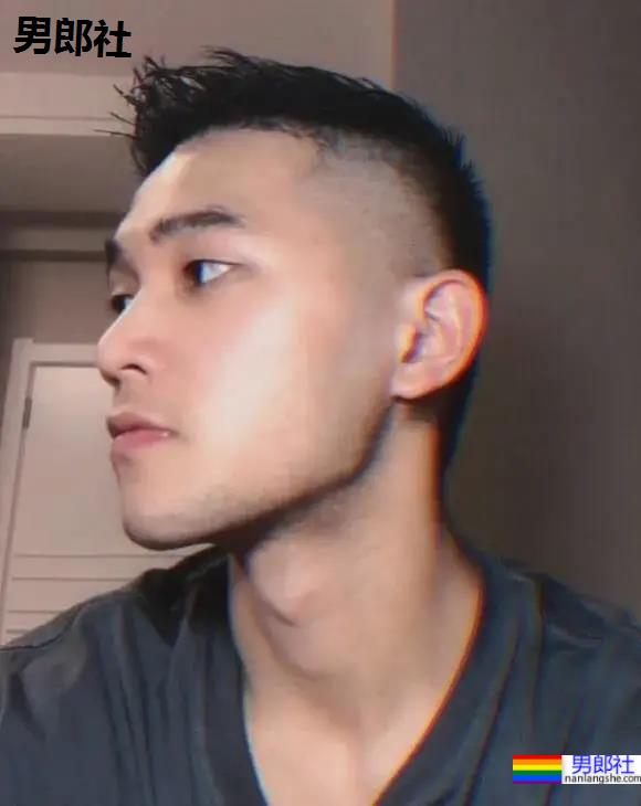 南京21岁的体育生小哥哥，这荷尔蒙炸了！ - 51虹马