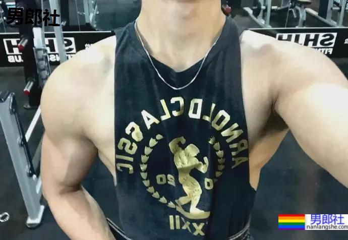 南京21岁的体育生小哥哥，这荷尔蒙炸了！ - 51虹马