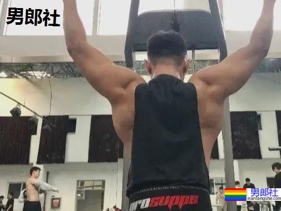 南京21岁的体育生小哥哥，这荷尔蒙炸了！ - 51虹马