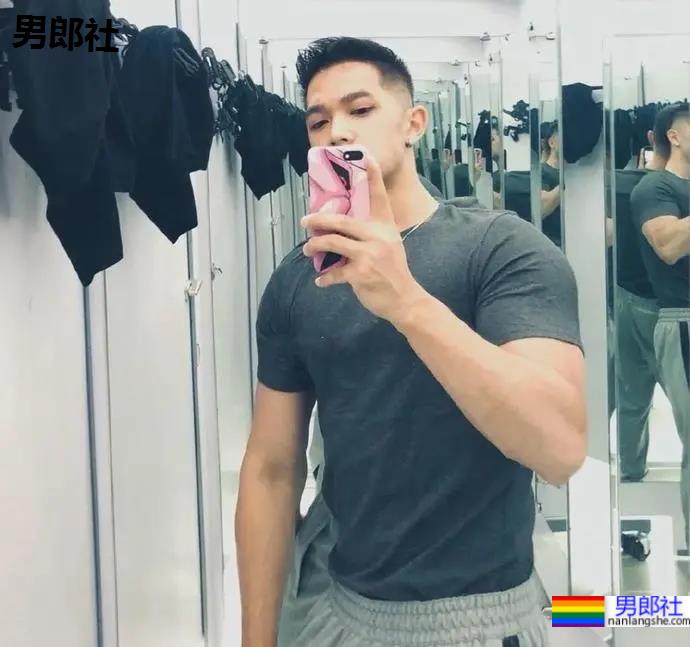 南京21岁的体育生小哥哥，这荷尔蒙炸了！ - 51虹马