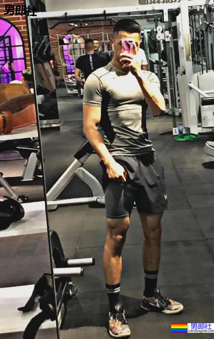 南京21岁的体育生小哥哥，这荷尔蒙炸了！ - 51虹马