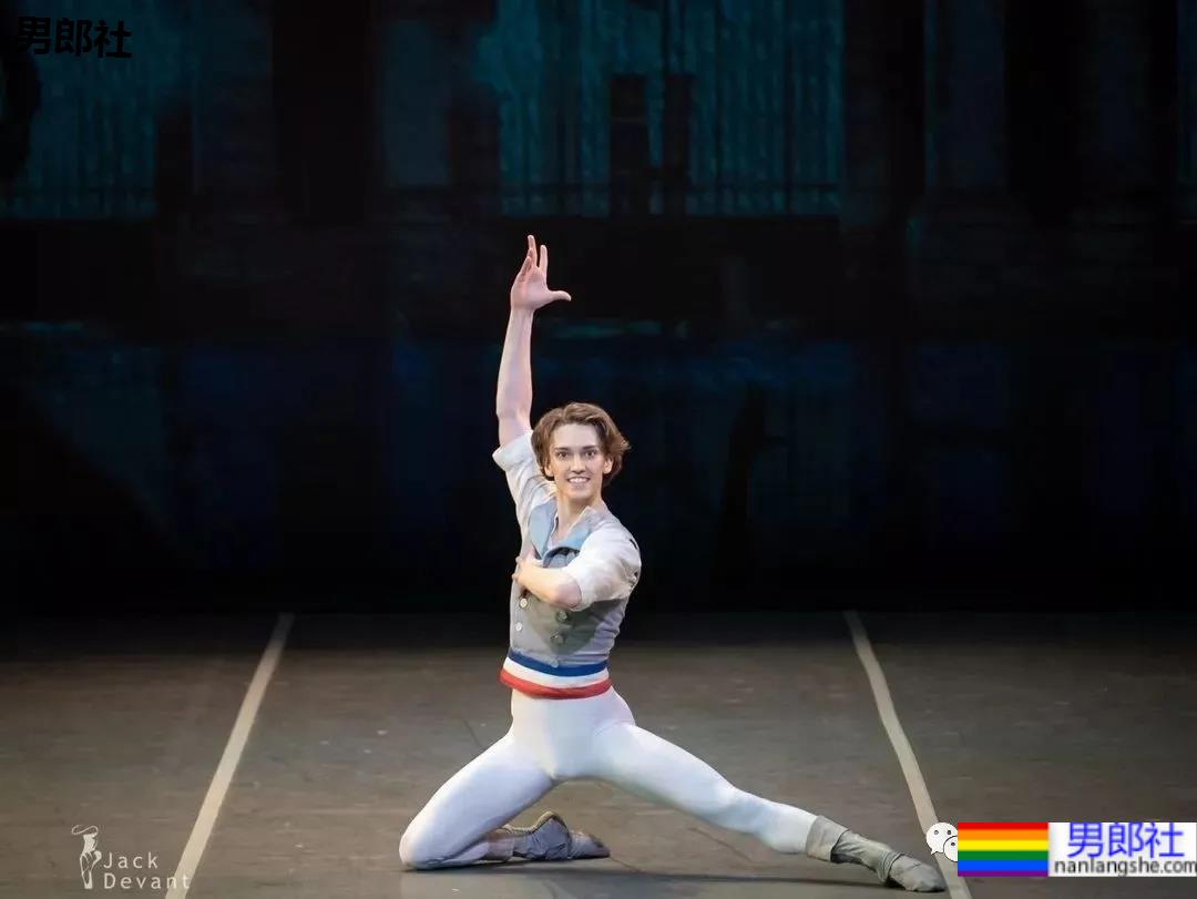 22岁184CM的芭蕾舞王子,让人心跳加速的惊艳 - 51虹马 22岁184CM的芭蕾舞王子,让人心跳加速的惊艳 - 51虹马