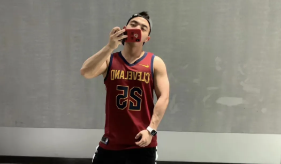 专访推特网黄【性瘾种马】 - 51虹马