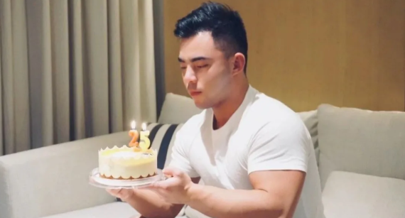 专访推特网黄【性瘾种马】 - 51虹马