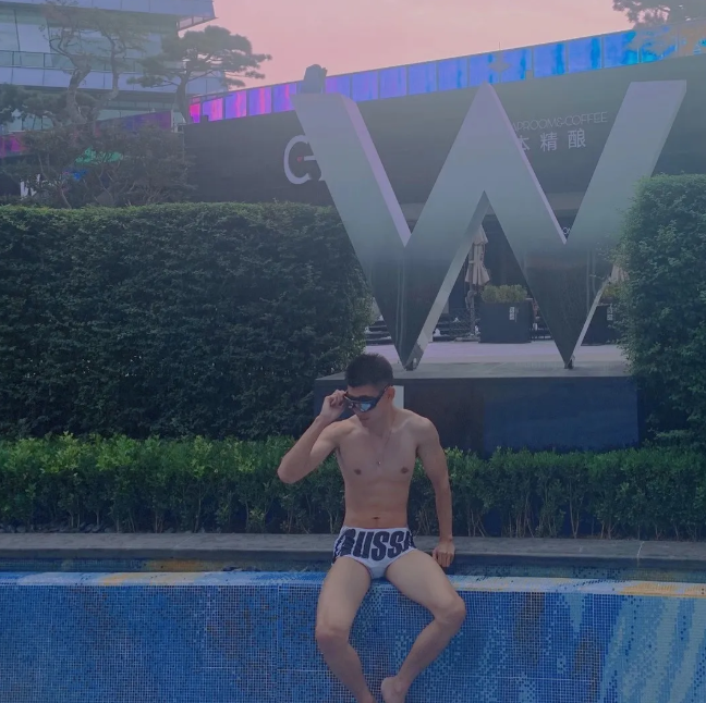 专访推特网黄「小托马斯」 - 51虹马