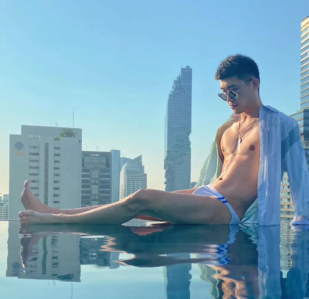 专访推特网黄「小托马斯」 - 51虹马