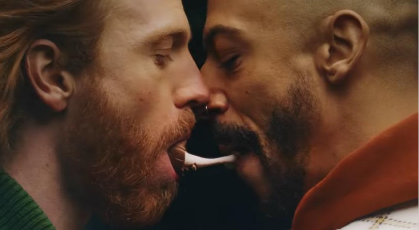 甜点广告找来同志情侣真枪实弹黏唿唿！要给世界最悠长的湿吻-51虹马