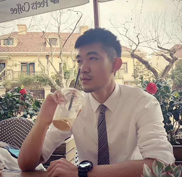 专访推特网黄「小托马斯」 - 51虹马