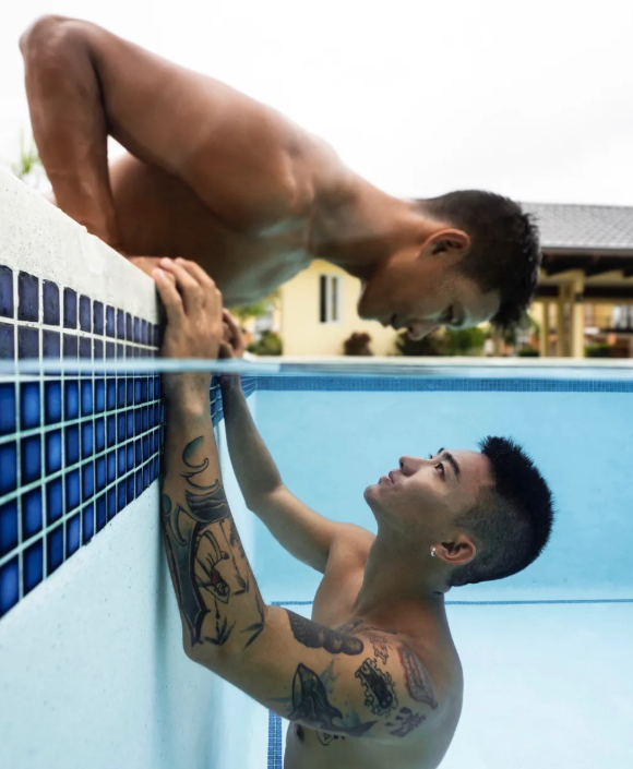 同志爱人间到底会有多浪漫？哪些瞬间让你一见倾心？ - 51虹马