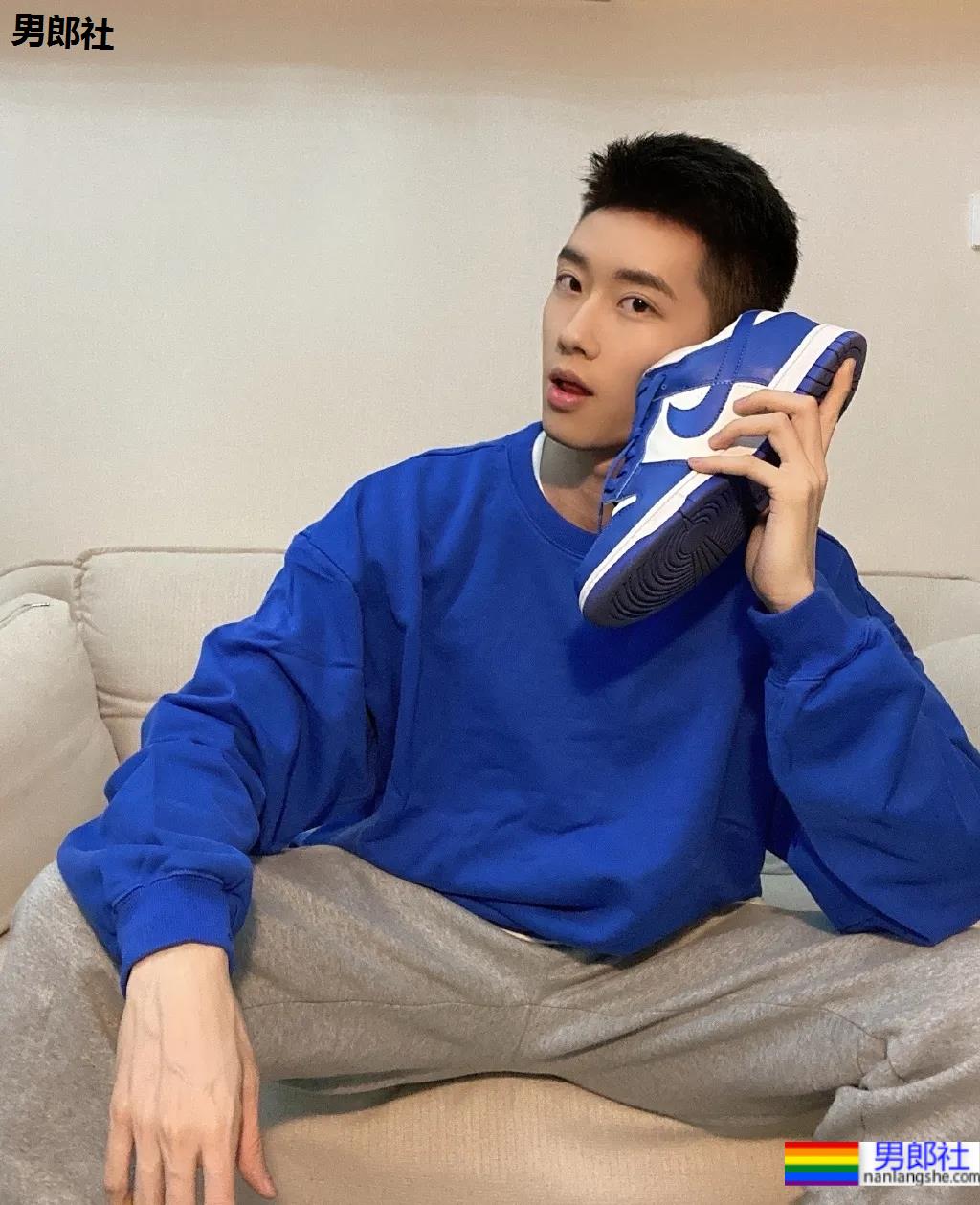 干净帅气的小奶狗，99%会爱上他！ - 51虹马