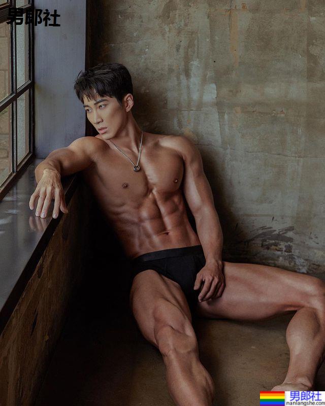 內褲底下抵擋不住的誘惑 韓國肌肉歐巴性感大爆表：김기범 - 51虹马