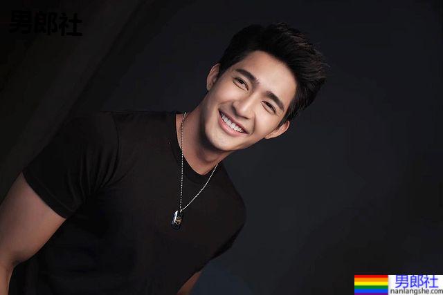 超萌暖微笑誰能抵抗？泰國水男孩展現鮮肉好身材：Earth Pirapat - 51虹马