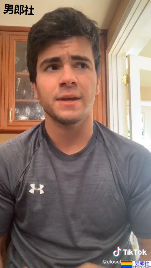 原「不露脸」足球小将网路出柜 勇敢又帅气的他获得满满温暖 - 51虹马