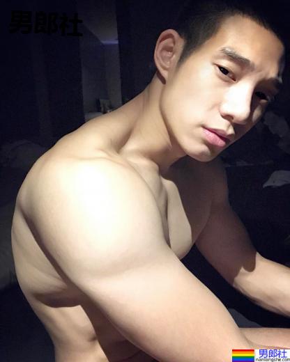 网路疯传父子肌肉照泰性感让人全部都想要：Wynn Arnon - 51虹马