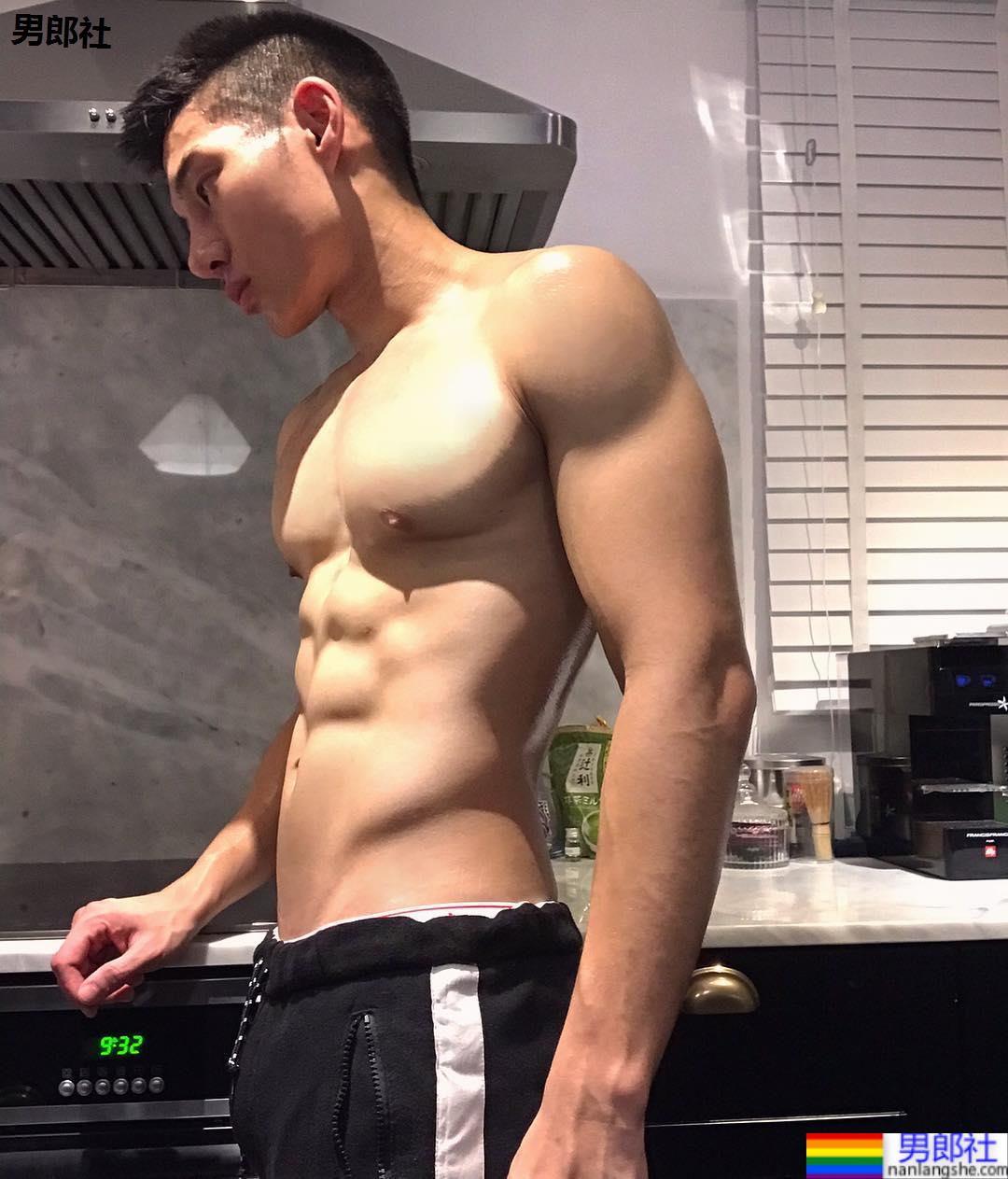 网路疯传父子肌肉照泰性感让人全部都想要：Wynn Arnon - 51虹马