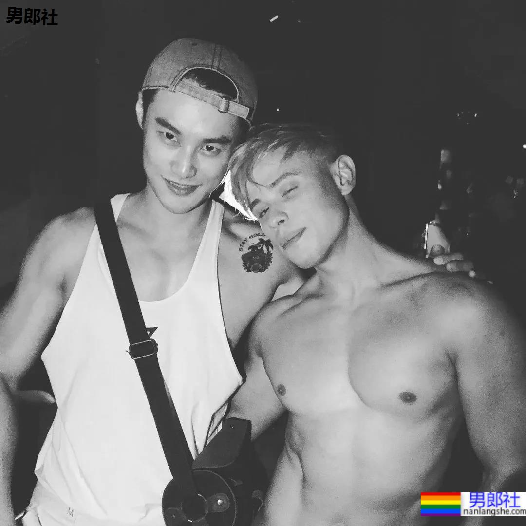 专访牛奶肌网红帅哥：不想被定义为“肉模”，但身材真的太馋了！ - 51虹马