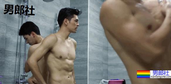 2021年首部双男主剧上热搜!开播就秀身材的两个腹肌小狼狗,香吗? - 51虹马 2021年首部双男主剧上热搜!开播就秀身材的两个腹肌小狼狗,香吗? - 51虹马