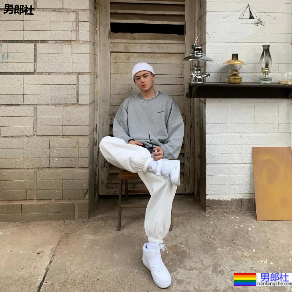 清爽帅气薄肌鲜肉小哥哥，心动！？ - 51虹马