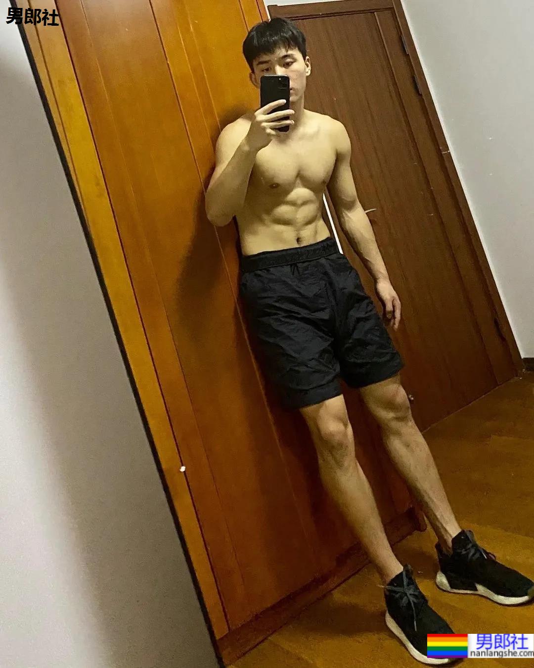 193新疆篮球体育生小哥,颜正条顺野生小狼狗,这腿我真的可以! - 51虹马 193新疆篮球体育生小哥,颜正条顺野生小狼狗,这腿我真的可以! - 51虹马