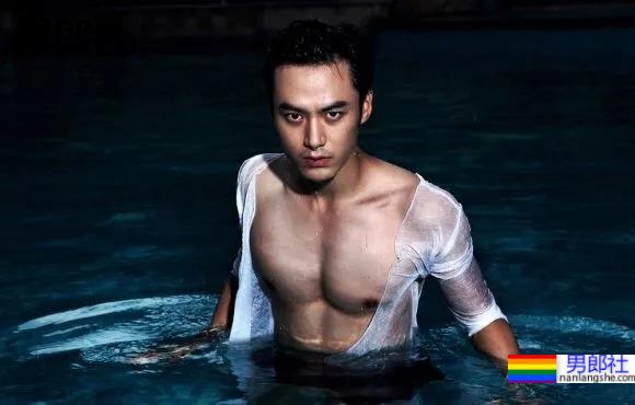 早期拍过魅力先生的他“兄弟情”新剧秀身材,快来康康双高颜腹肌小哥哥! - 51虹马 早期拍过魅力先生的他“兄弟情”新剧秀身材,快来康康双高颜腹肌小哥哥! - 51虹马