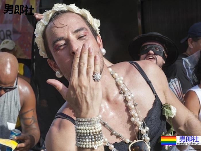 闭俗男同志的求生指南！10点必学的内向者约会秘诀 - 51虹马