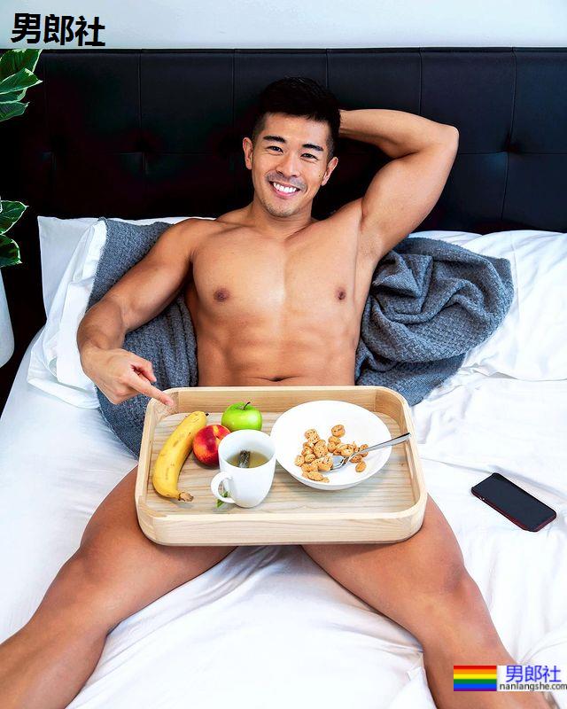 正能量充满！微笑比阳光灿烂的澳洲肌肉男给你全日好心情：Noah Gao - 51虹马