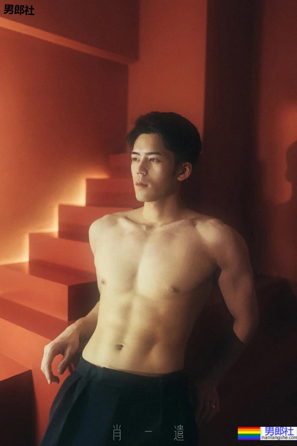 颜值肌肉零差评的"川音霍建华"又拍大片,高鼻梁长腿小狼狗这成片太绝了! - 51虹马 颜值肌肉零差评的"川音霍建华"又拍大片,高鼻梁长腿小狼狗这成片太绝了! - 51虹马