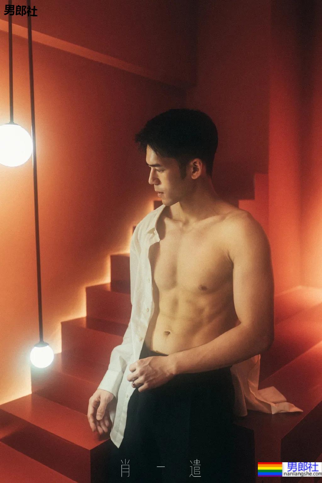 颜值肌肉零差评的"川音霍建华"又拍大片,高鼻梁长腿小狼狗这成片太绝了! - 51虹马 颜值肌肉零差评的"川音霍建华"又拍大片,高鼻梁长腿小狼狗这成片太绝了! - 51虹马