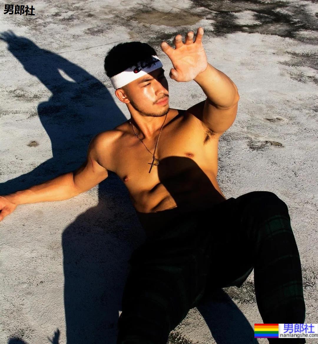 95年篮球体育生整成“名媛脸”，原因竟然是这样... - 51虹马