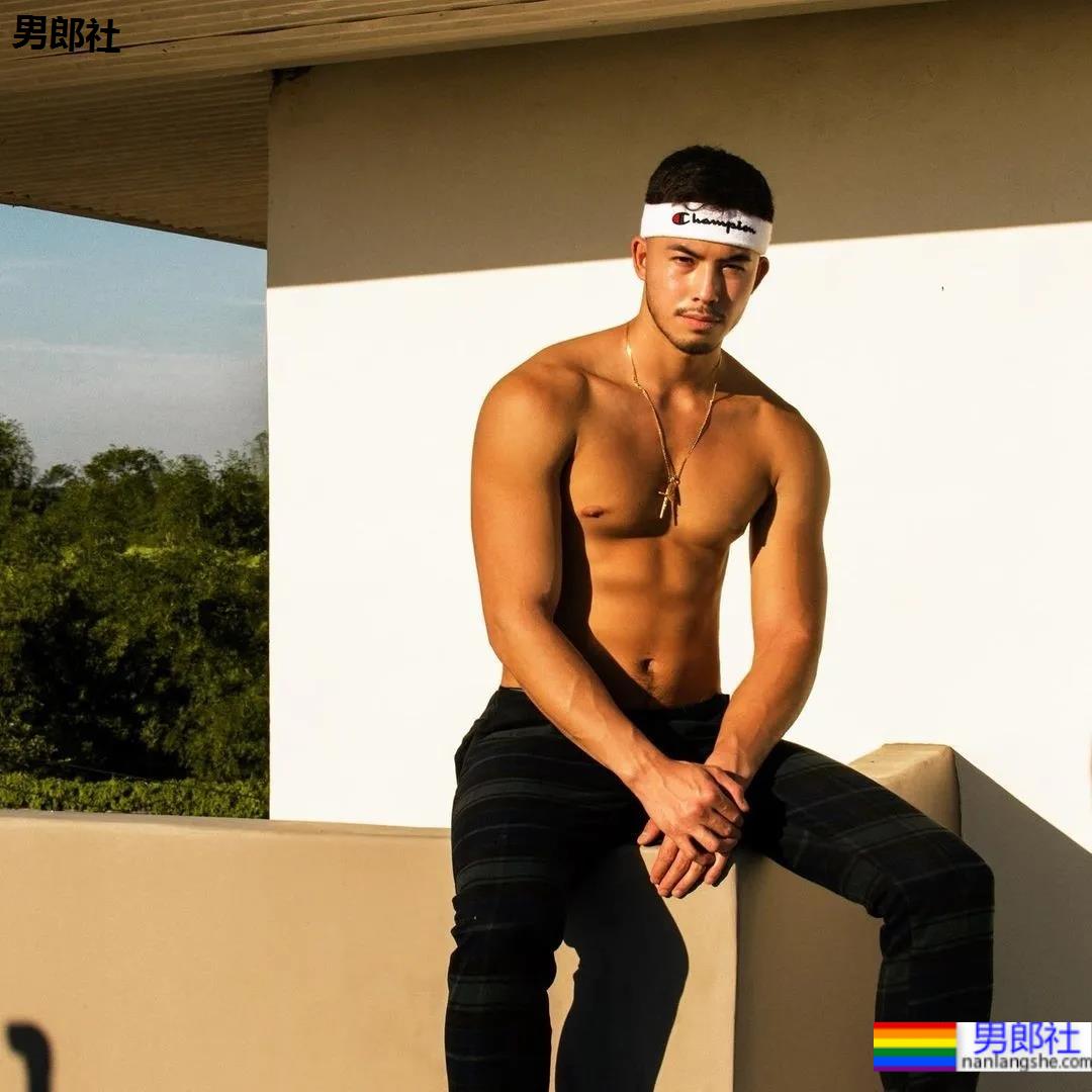 95年篮球体育生整成“名媛脸”，原因竟然是这样... - 51虹马