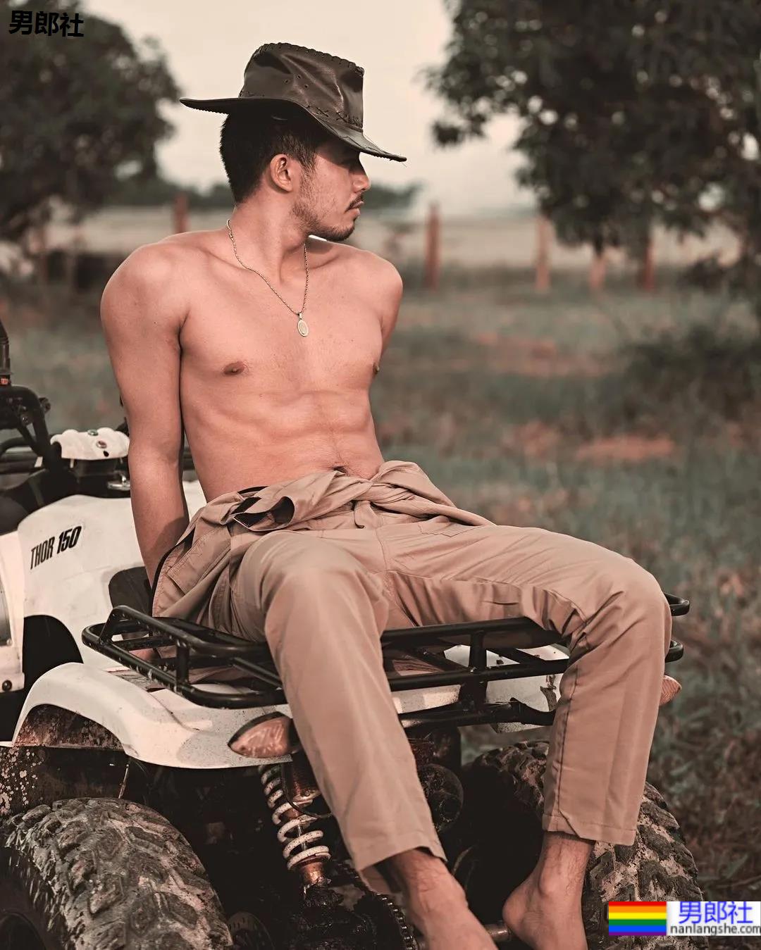 95年篮球体育生整成“名媛脸”，原因竟然是这样... - 51虹马