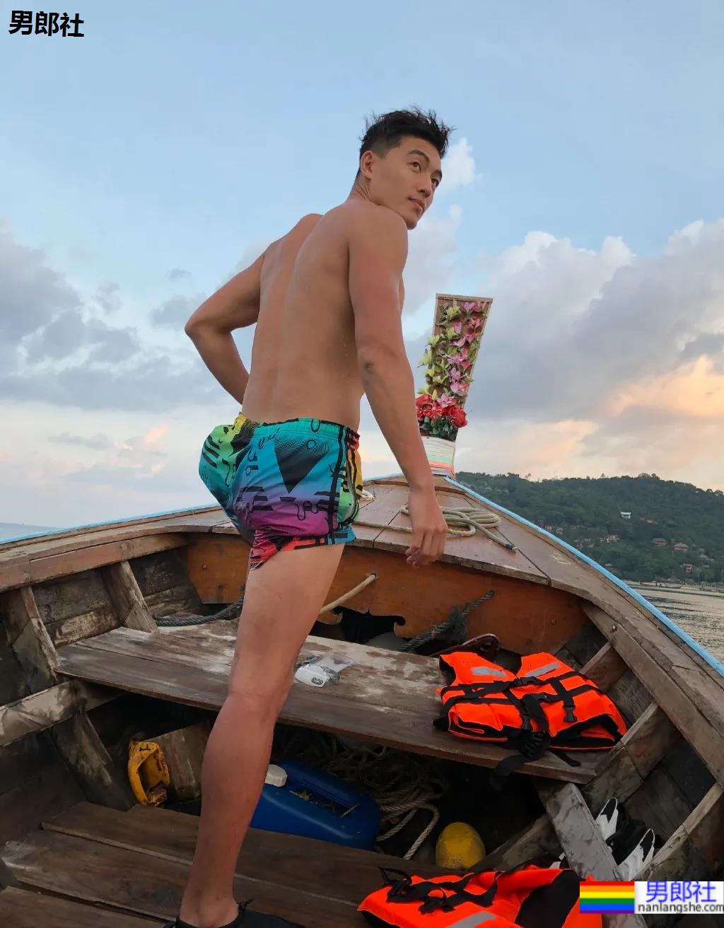 187CM山东帅哥去参加CCTV男模大赛获季军，如今变化这么大！ - 51虹马