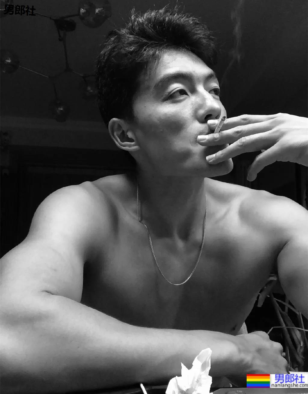 187CM山东帅哥去参加CCTV男模大赛获季军，如今变化这么大！ - 51虹马