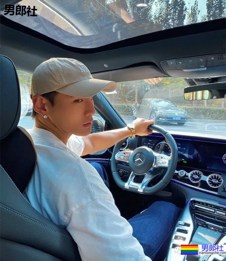 你们想要的不穿衣服的肌肉司机来了！ - 51虹马