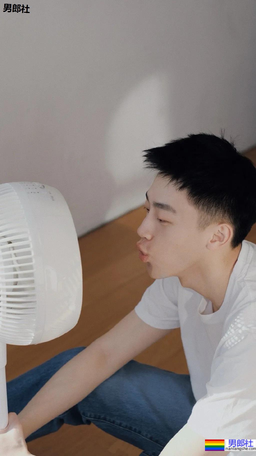 干干净净的奶油味男孩,唔…好清甜! - 51虹马 干干净净的奶油味男孩,唔…好清甜! - 51虹马