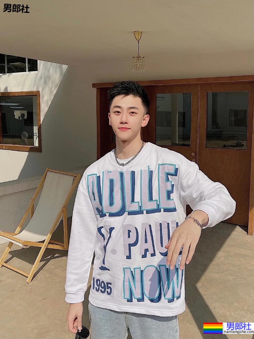 干干净净的奶油味男孩,唔…好清甜! - 51虹马 干干净净的奶油味男孩,唔…好清甜! - 51虹马