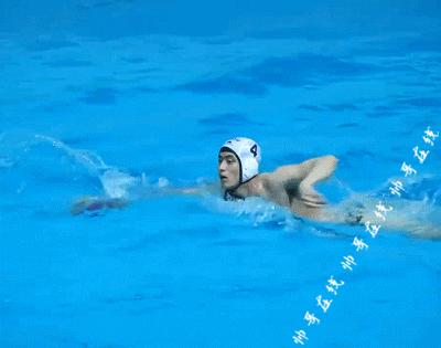 直拍97年水球运动员视频火了!颜正条顺体育生帅出圈,难怪镜头只拍他! - 51虹马 直拍97年水球运动员视频火了!颜正条顺体育生帅出圈,难怪镜头只拍他! - 51虹马