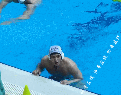 直拍97年水球运动员视频火了!颜正条顺体育生帅出圈,难怪镜头只拍他! - 51虹马 直拍97年水球运动员视频火了!颜正条顺体育生帅出圈,难怪镜头只拍他! - 51虹马