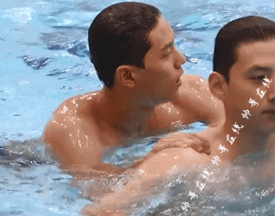 直拍97年水球运动员视频火了!颜正条顺体育生帅出圈,难怪镜头只拍他! - 51虹马 直拍97年水球运动员视频火了!颜正条顺体育生帅出圈,难怪镜头只拍他! - 51虹马