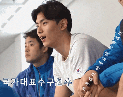 直拍97年水球运动员视频火了!颜正条顺体育生帅出圈,难怪镜头只拍他! - 51虹马 直拍97年水球运动员视频火了!颜正条顺体育生帅出圈,难怪镜头只拍他! - 51虹马