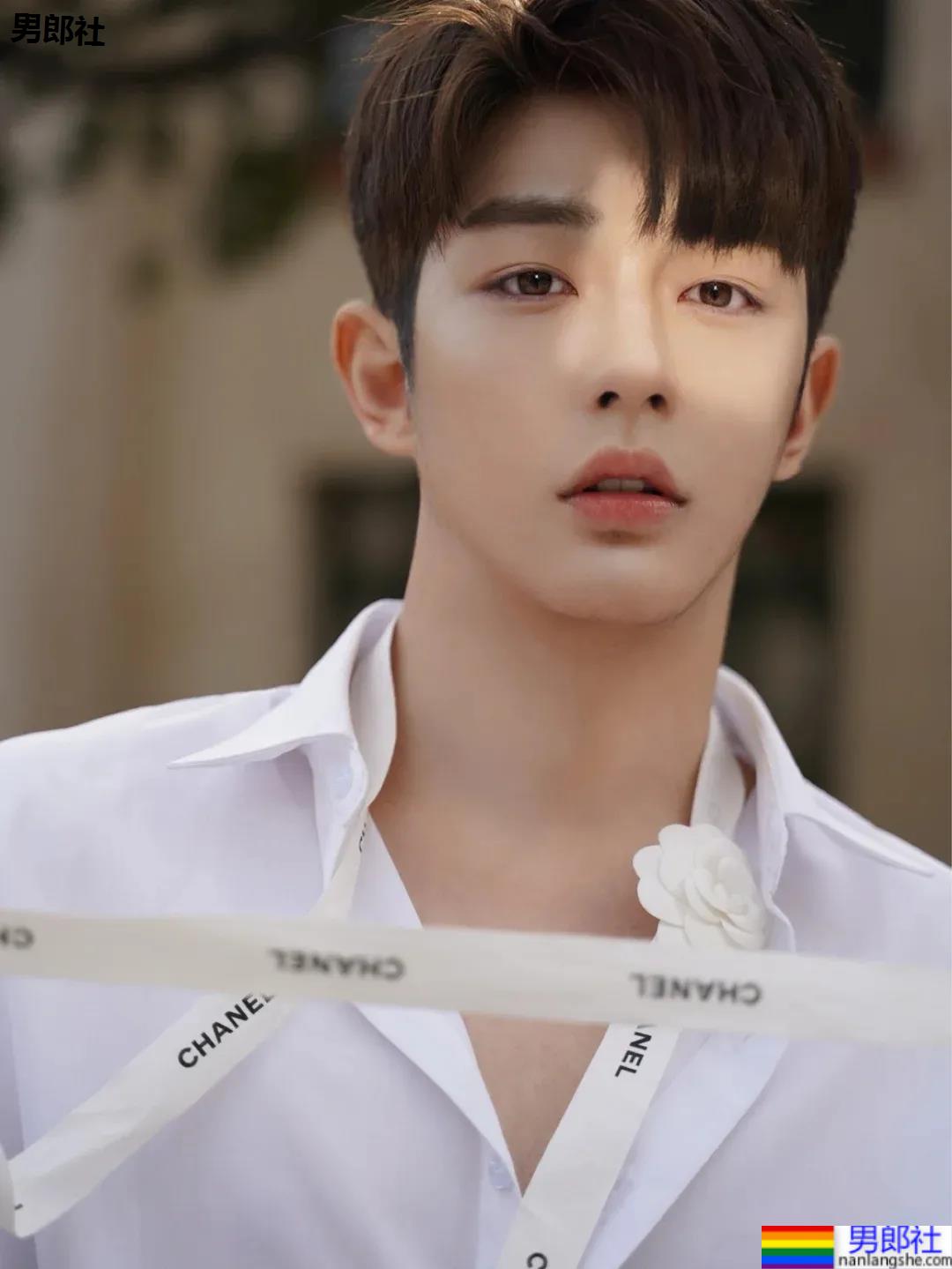 超帅鲜嫩网红博主，帅你一脸鼻血！ - 51虹马