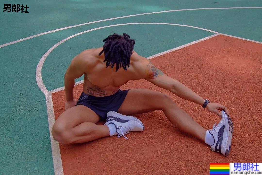 彪学长和网红小黑哥哥官宣了!吃瓜吃到手软! - 51虹马 彪学长和网红小黑哥哥官宣了!吃瓜吃到手软! - 51虹马