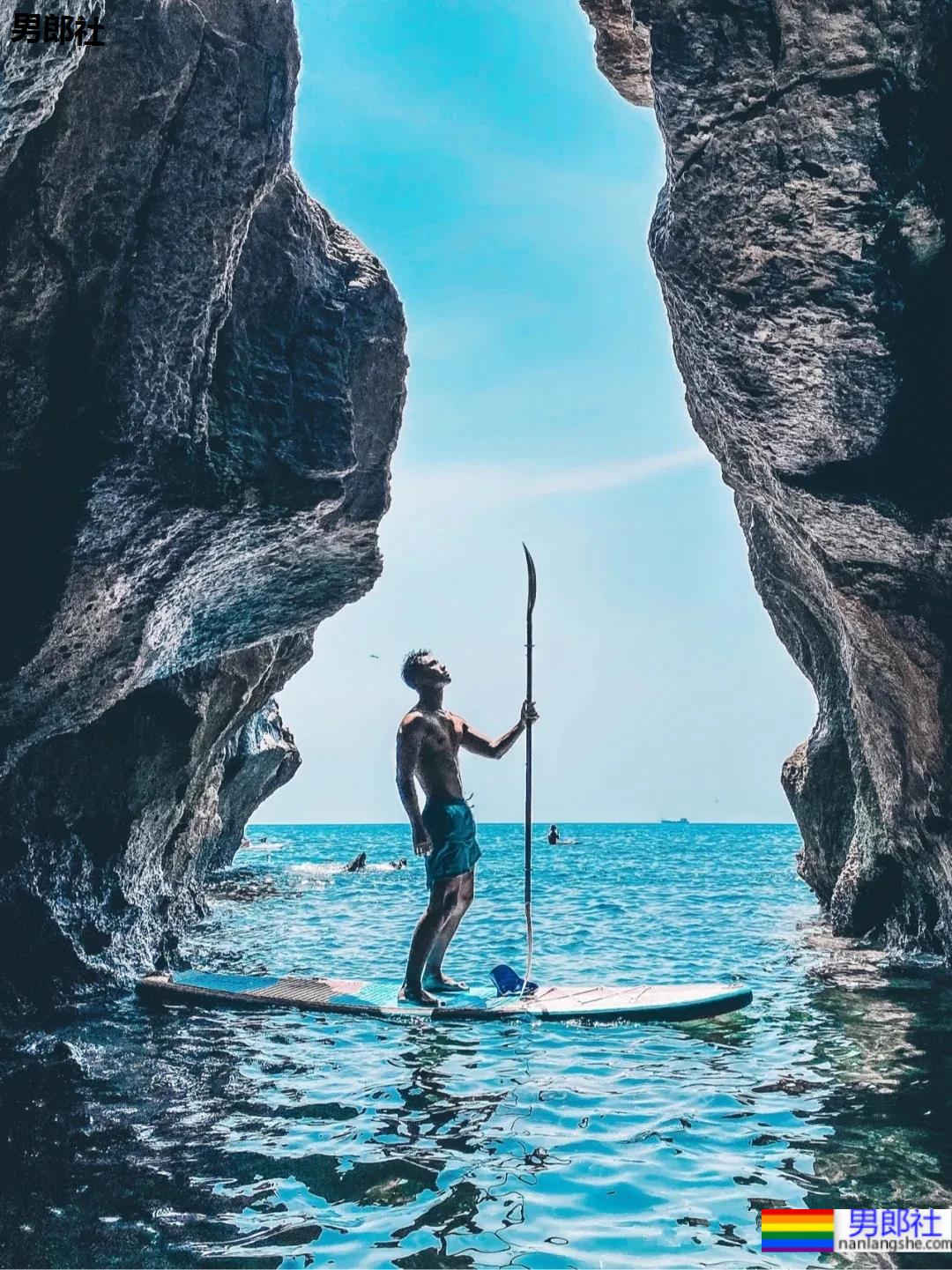 寸头腹肌潜水教练，古铜荷尔蒙也太A了吧！ - 51虹马