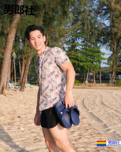 泰国小鲜肉笑容太萌伸出双手好像就能得到终生幸福:Kieng B. - 51虹马 泰国小鲜肉笑容太萌伸出双手好像就能得到终生幸福:Kieng B. - 51虹马