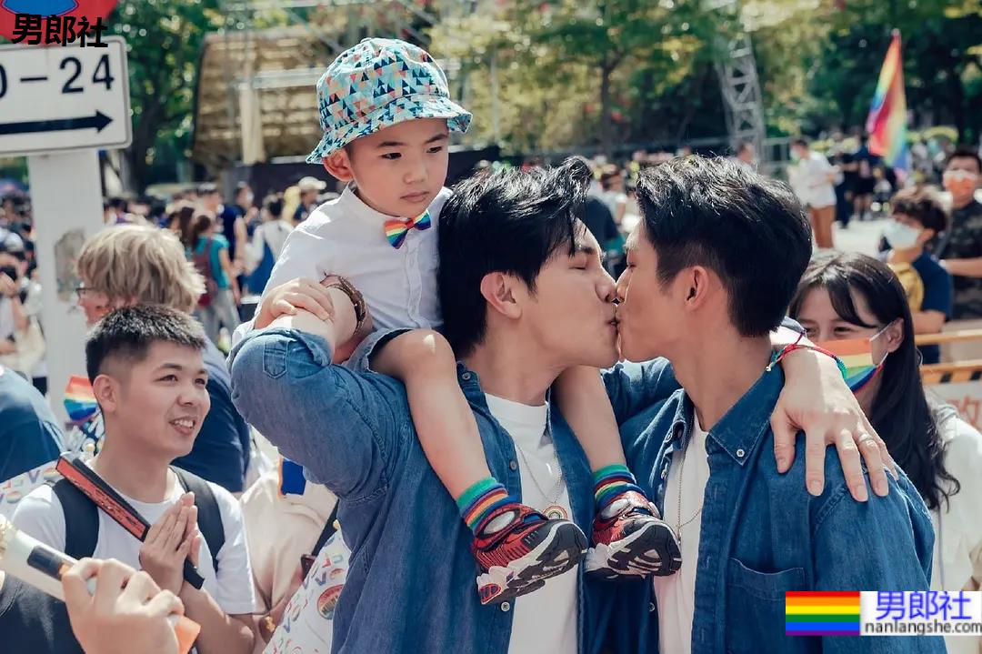 保镖x少爷，新剧超带感！老攻腹黑反撩。。。 - 51虹马